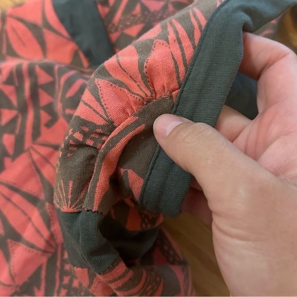 Patagonia women’s XS halter dress tribal coral built in bra - Picture 6 of 8